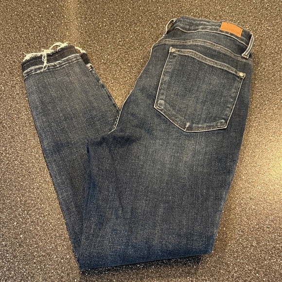 Judy Blue Dark Wash Skinny Jeans - size 30 - Picture 5 of 5